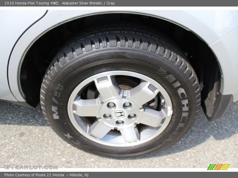  2010 Pilot Touring 4WD Wheel