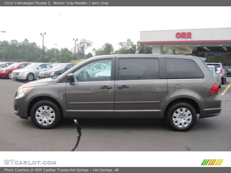 Meteor Gray Metallic / Aero Gray 2010 Volkswagen Routan S