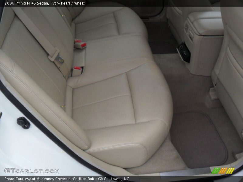 Ivory Pearl / Wheat 2006 Infiniti M 45 Sedan