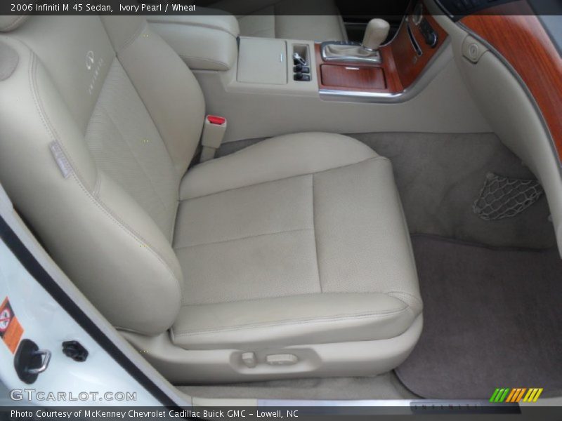 Ivory Pearl / Wheat 2006 Infiniti M 45 Sedan