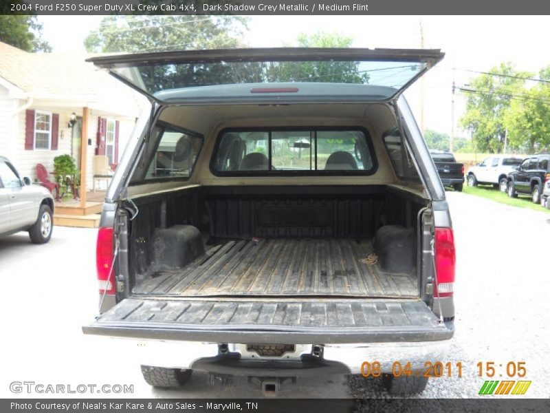 Dark Shadow Grey Metallic / Medium Flint 2004 Ford F250 Super Duty XL Crew Cab 4x4
