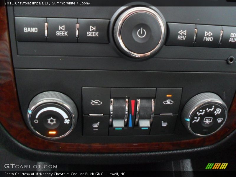 Summit White / Ebony 2011 Chevrolet Impala LT