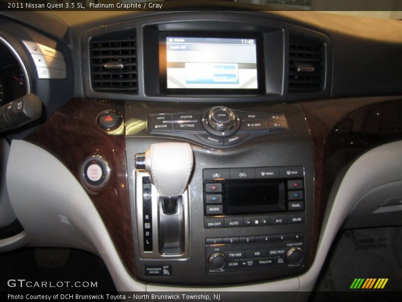 Dashboard of 2011 Quest 3.5 SL