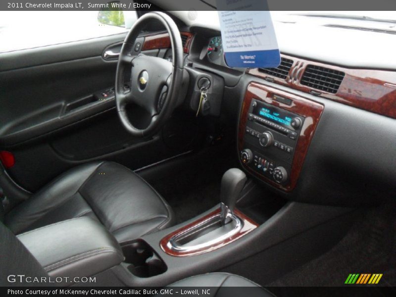 Summit White / Ebony 2011 Chevrolet Impala LT