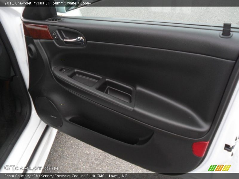 Summit White / Ebony 2011 Chevrolet Impala LT