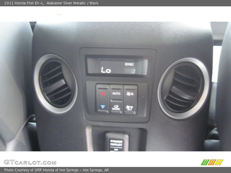 Alabaster Silver Metallic / Black 2011 Honda Pilot EX-L
