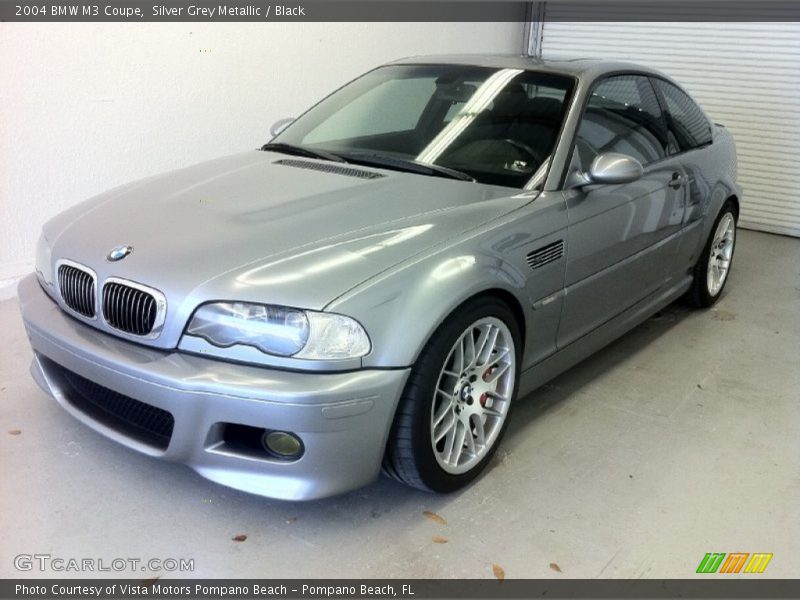 Front 3/4 View of 2004 M3 Coupe