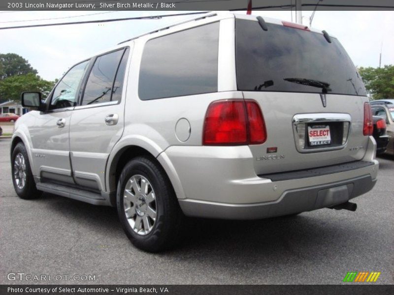 Silver Birch Metallic / Black 2003 Lincoln Navigator Luxury