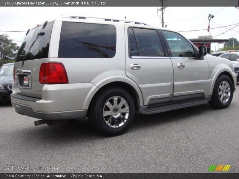 Silver Birch Metallic / Black 2003 Lincoln Navigator Luxury