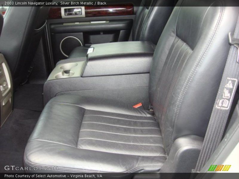 Silver Birch Metallic / Black 2003 Lincoln Navigator Luxury