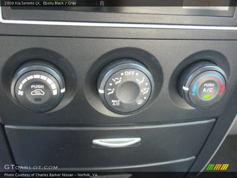 Ebony Black / Gray 2009 Kia Sorento LX