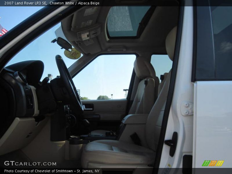 Chawton White / Alpaca Beige 2007 Land Rover LR3 SE