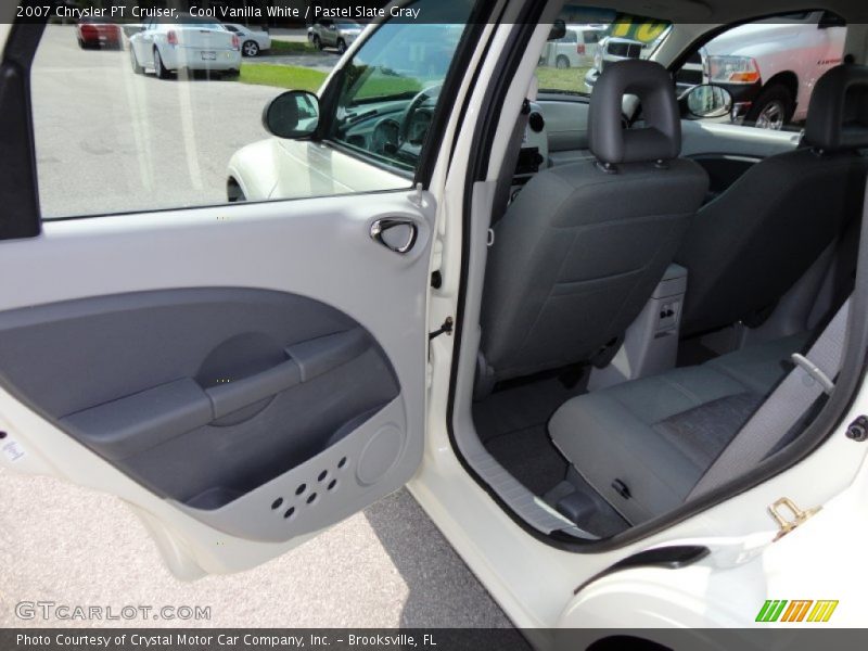 Cool Vanilla White / Pastel Slate Gray 2007 Chrysler PT Cruiser