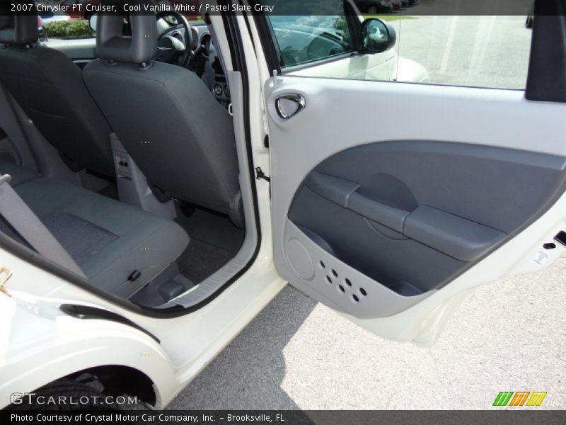 Cool Vanilla White / Pastel Slate Gray 2007 Chrysler PT Cruiser