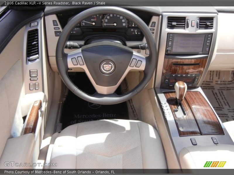  2006 XLR -V Series Roadster Steering Wheel