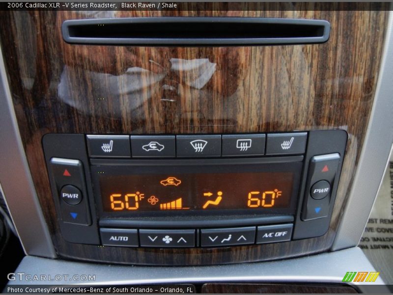 Controls of 2006 XLR -V Series Roadster