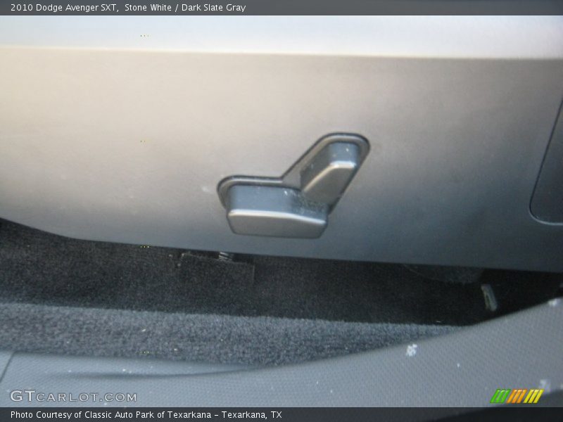 Stone White / Dark Slate Gray 2010 Dodge Avenger SXT