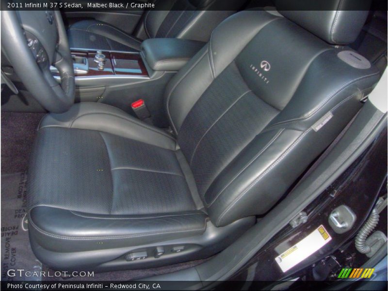  2011 M 37 S Sedan Graphite Interior