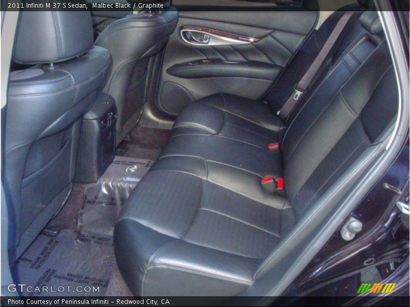  2011 M 37 S Sedan Graphite Interior