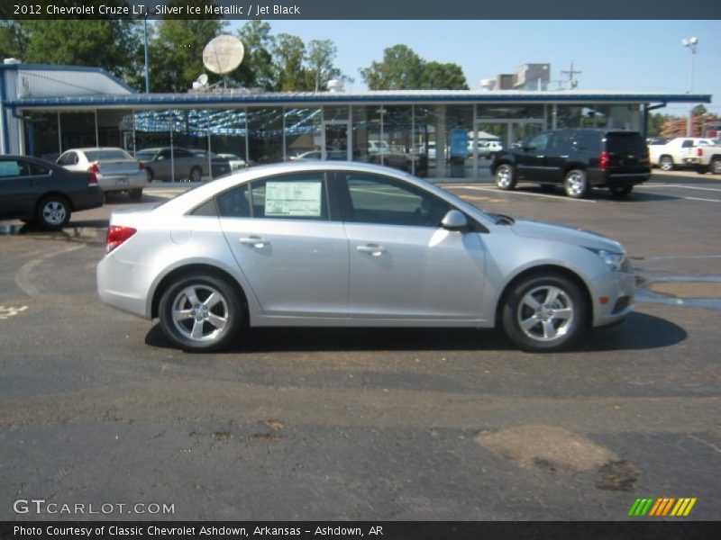 Silver Ice Metallic / Jet Black 2012 Chevrolet Cruze LT