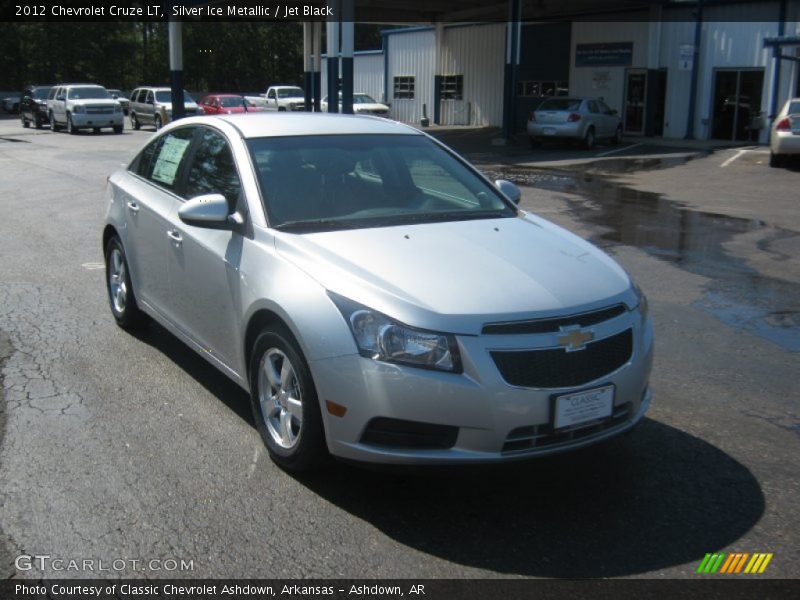 Silver Ice Metallic / Jet Black 2012 Chevrolet Cruze LT