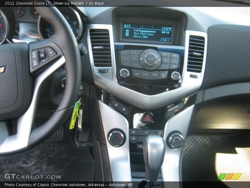 Silver Ice Metallic / Jet Black 2012 Chevrolet Cruze LT