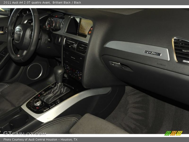 Brilliant Black / Black 2011 Audi A4 2.0T quattro Avant