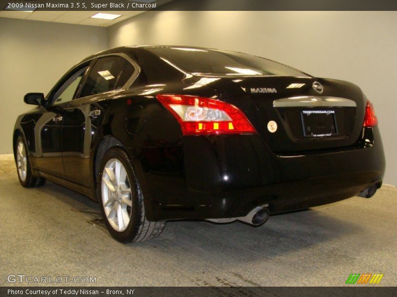 Super Black / Charcoal 2009 Nissan Maxima 3.5 S