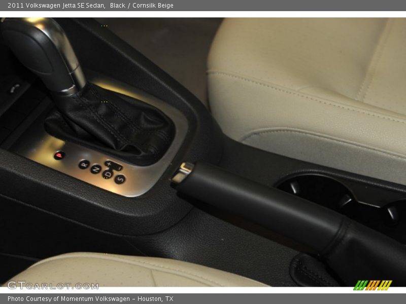 Black / Cornsilk Beige 2011 Volkswagen Jetta SE Sedan