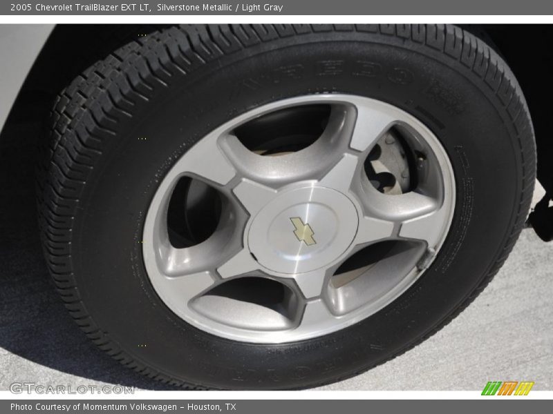 Silverstone Metallic / Light Gray 2005 Chevrolet TrailBlazer EXT LT