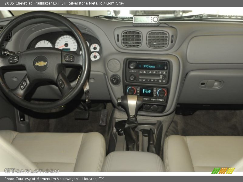 Dashboard of 2005 TrailBlazer EXT LT