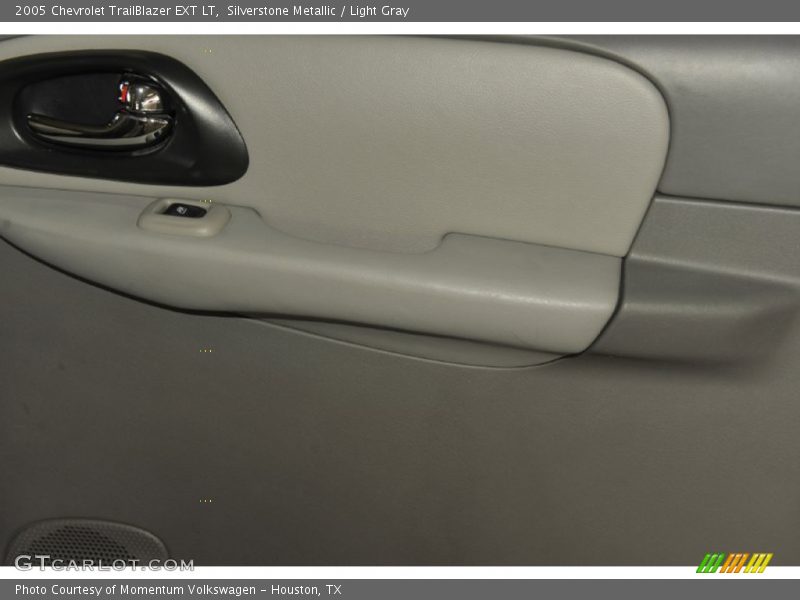 Silverstone Metallic / Light Gray 2005 Chevrolet TrailBlazer EXT LT