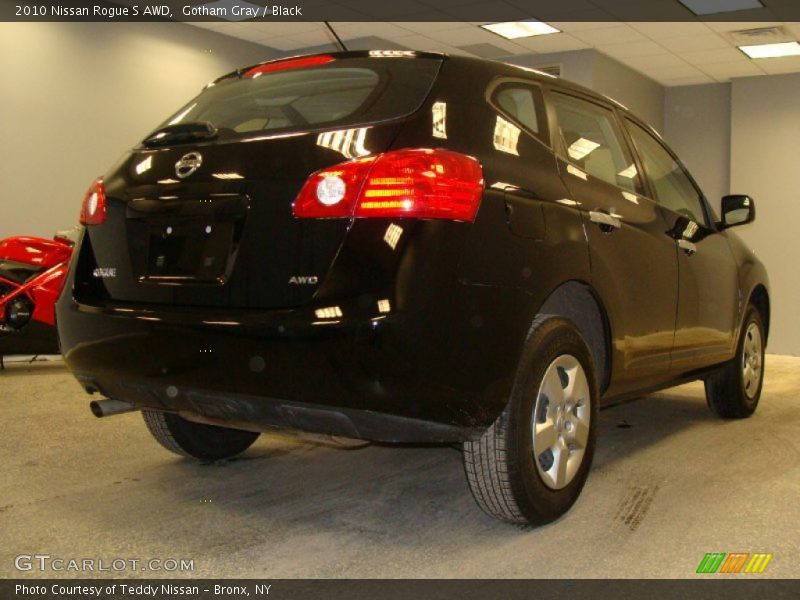 Gotham Gray / Black 2010 Nissan Rogue S AWD