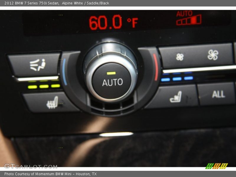 Controls of 2012 7 Series 750i Sedan