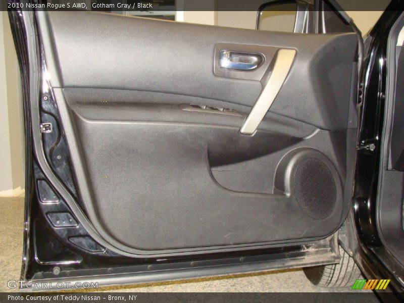 Gotham Gray / Black 2010 Nissan Rogue S AWD