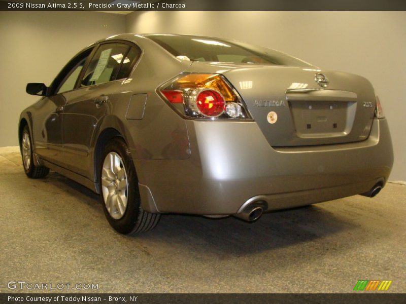 Precision Gray Metallic / Charcoal 2009 Nissan Altima 2.5 S