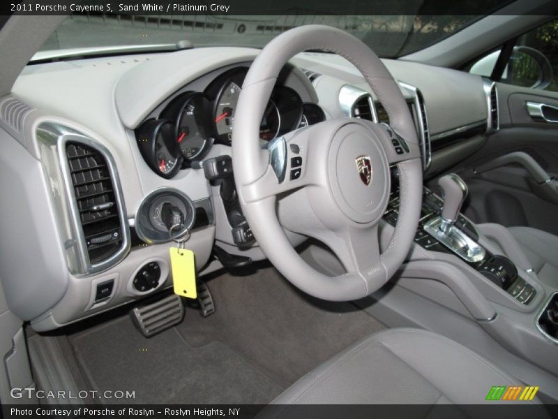 Sand White / Platinum Grey 2011 Porsche Cayenne S