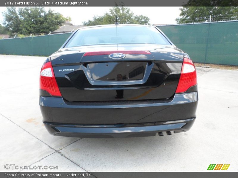 Black / Medium Light Stone 2012 Ford Fusion S