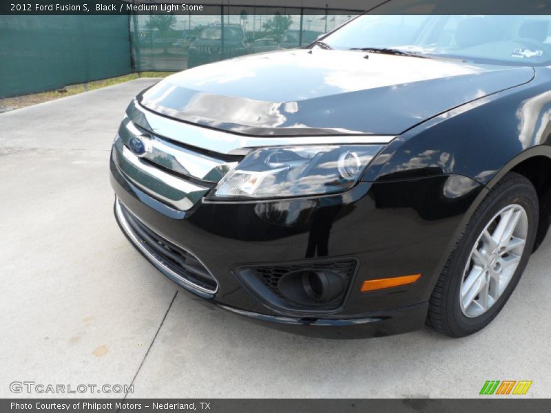 Black / Medium Light Stone 2012 Ford Fusion S