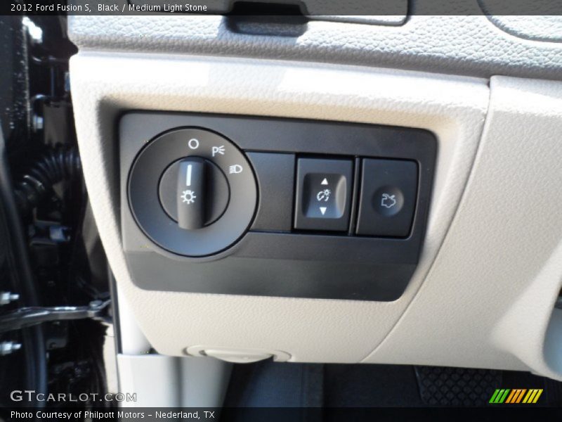 Black / Medium Light Stone 2012 Ford Fusion S