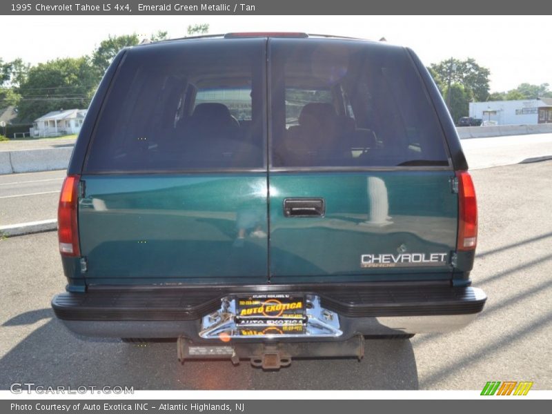 Emerald Green Metallic / Tan 1995 Chevrolet Tahoe LS 4x4