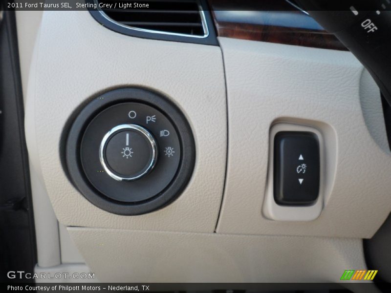 Sterling Grey / Light Stone 2011 Ford Taurus SEL