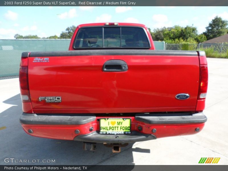 Red Clearcoat / Medium Flint Grey 2003 Ford F250 Super Duty XLT SuperCab