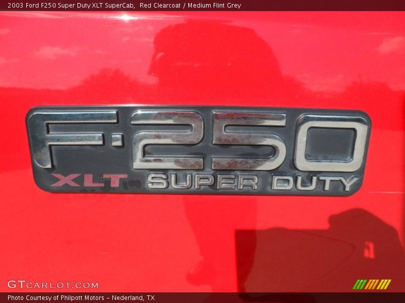  2003 F250 Super Duty XLT SuperCab Logo