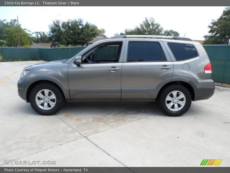 Titanium Silver / Black 2009 Kia Borrego LX