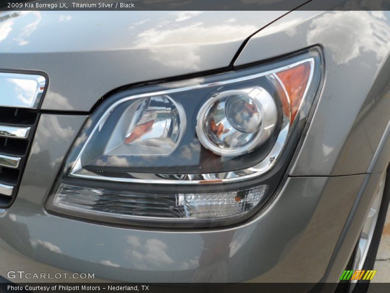 Titanium Silver / Black 2009 Kia Borrego LX