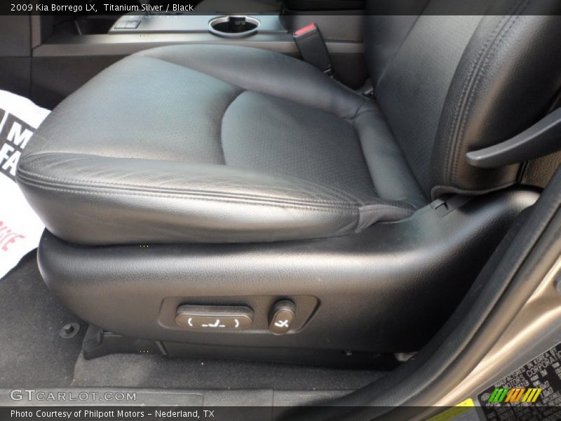 Titanium Silver / Black 2009 Kia Borrego LX