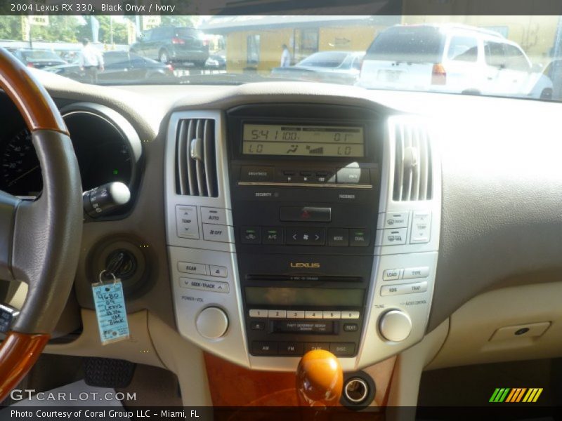 Black Onyx / Ivory 2004 Lexus RX 330