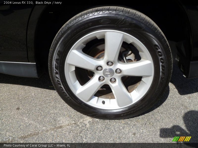 Black Onyx / Ivory 2004 Lexus RX 330