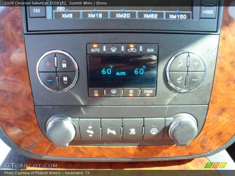 Controls of 2008 Suburban 1500 LTZ
